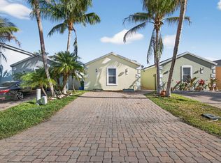 3125 Shelby Way, Palm Springs, FL 33461
