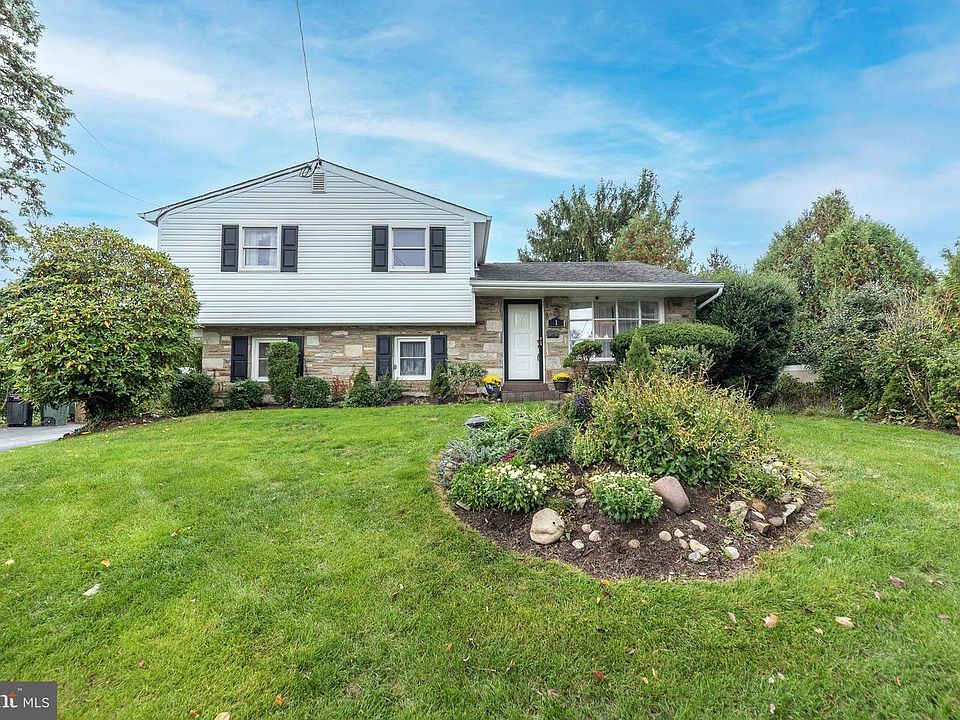 1st image of 1 Somers Ave
