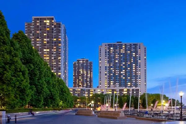 Rented by LL Real Estate Services | media 5