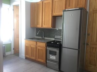 946 41st St APT 3, Brooklyn, NY 11219