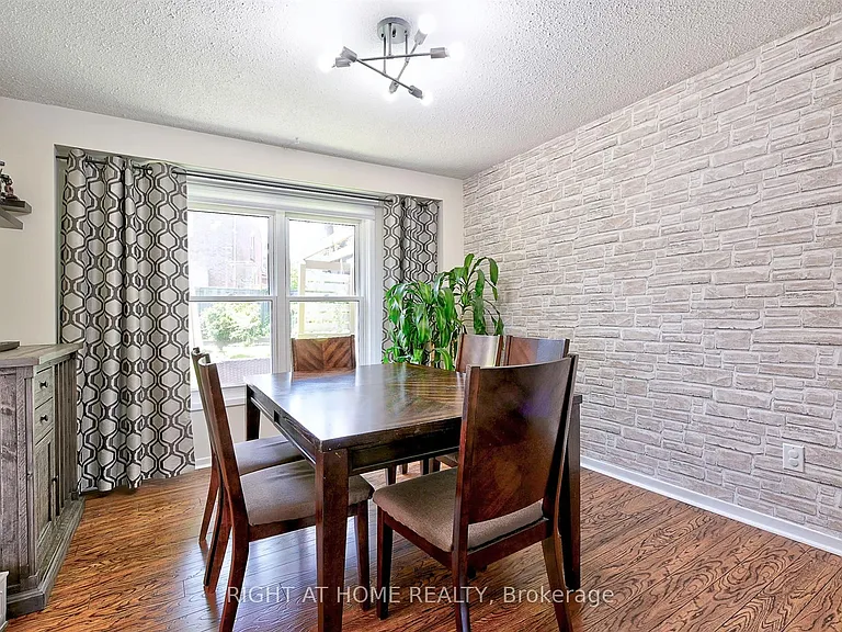 4224 Trapper Cres — Photo 6