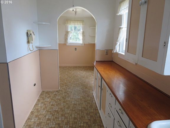 4th image of 308 N Holmes St
