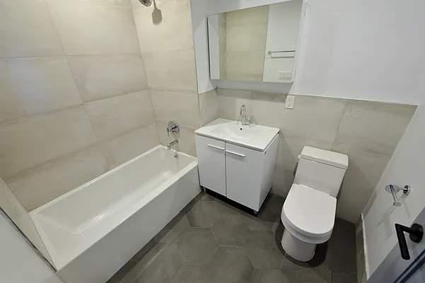 Rented by HCO NY | media 34