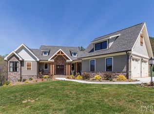1221 Cedar Ridge Dr, Lynchburg, VA 24503