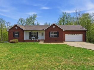 3080 Bowker Rd, Charlotte, TN 37036