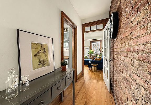5th image of 170 W 89th St APT 4D