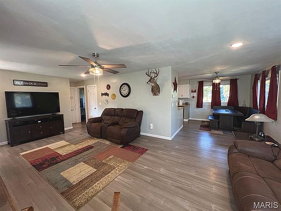 4th image of 407 Lee Ave