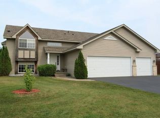 920 Kayla Cir, Belle Plaine, MN 56011