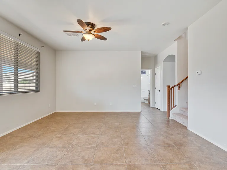 3557 E Odessa Dr — Photo 8