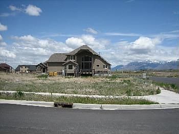 1st image of 1539 Secretariat Dr