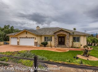 1348 Banyan Dr, Fallbrook, CA 92028