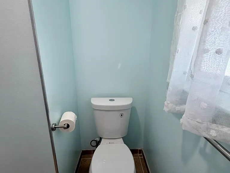 Unit Photo