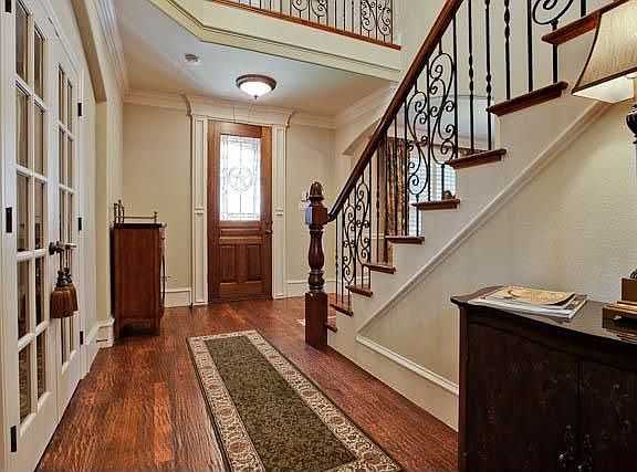 3rd image of 6115 Penrose Ave