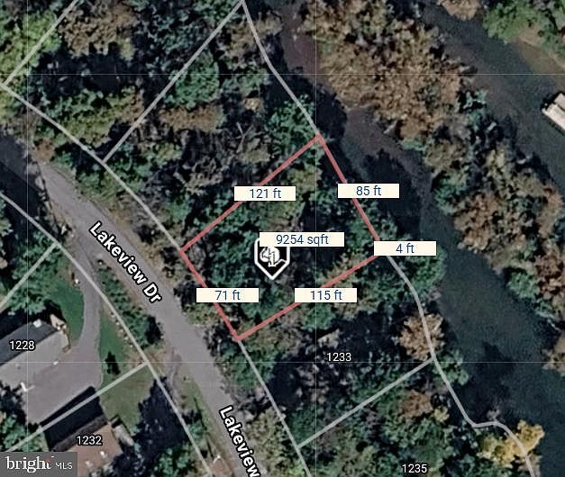 1st image of 1231 Lakeview Dr