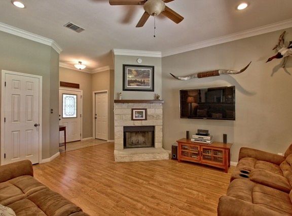 5th image of 1124 Cimarron Ct