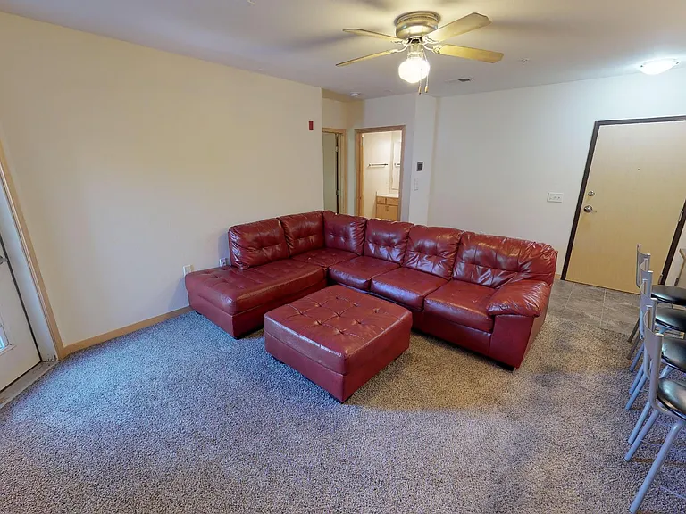 202 N Brooks St #400 — Photo 6