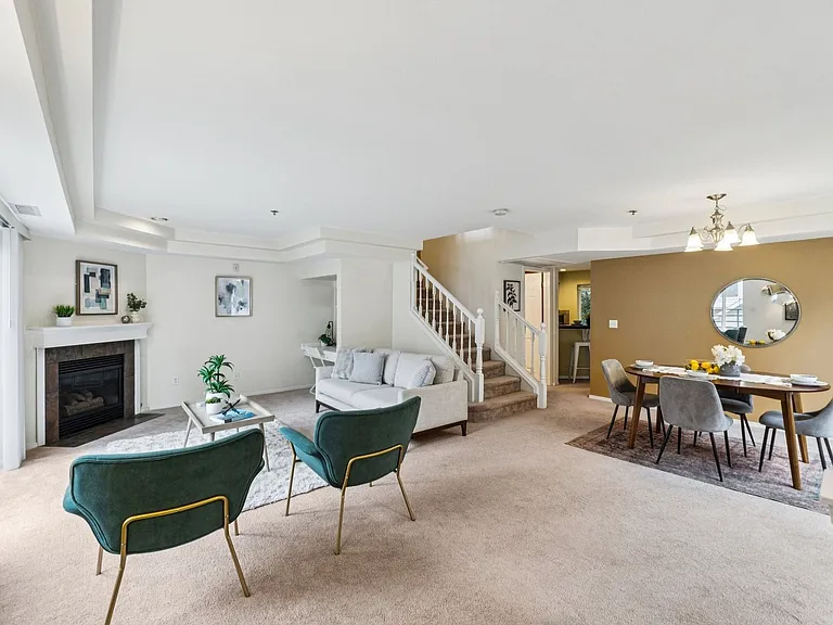 16219 Northup Way #C201 — Photo 15