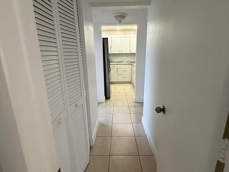 5750 NW 64th Ave #106 — Photo 1