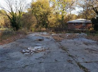 2424 Flat Shoals Rd, Decatur, GA 30032