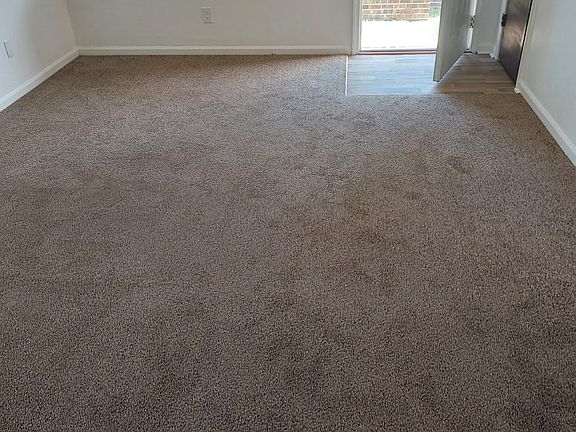 5th image of 1557 Hemlock St #B