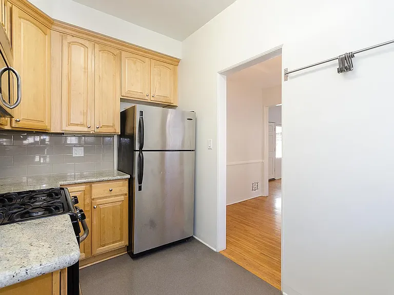 313 S Cochran Ave #313 — Photo 10