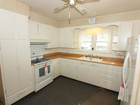 4th image of 519 W Napier Ave