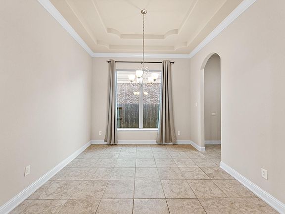 4th image of 9615 Eden Ridge Ln