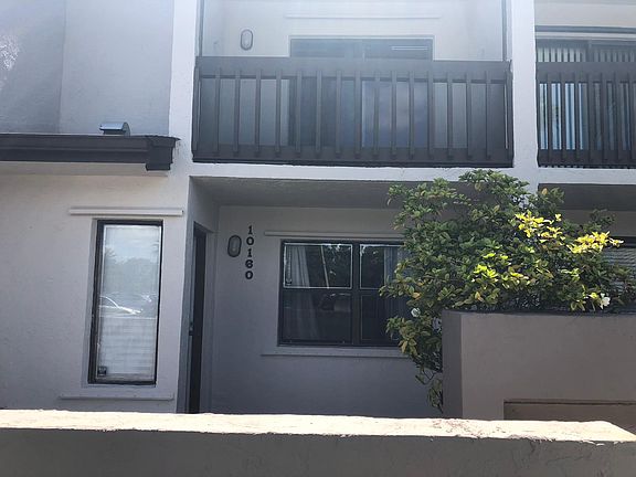 2nd image of 10160 NW 41st St