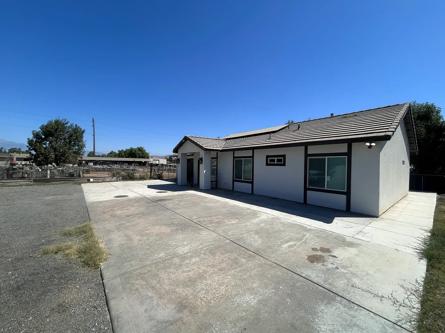 3 bed, 1200 sqft, $3,800 — Photo 4