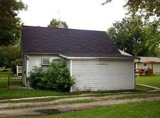 913 5th St, Onawa, IA 51040