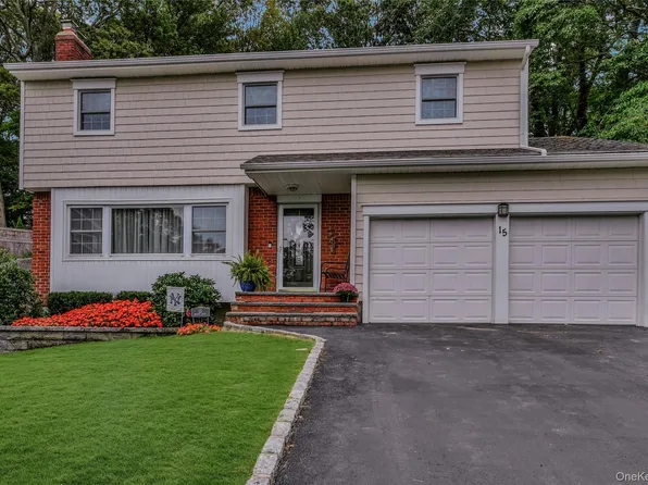 15 Hilton, Huntington, NY 11743