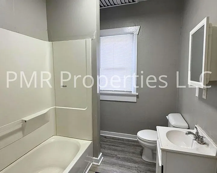 4103 King Hill Ave — Photo 5