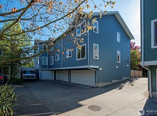 9402 Linden Ave N APT C, Seattle, WA 98103