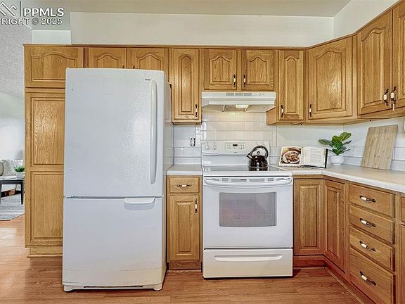 2nd image of 2982 Buttermilk Cir
