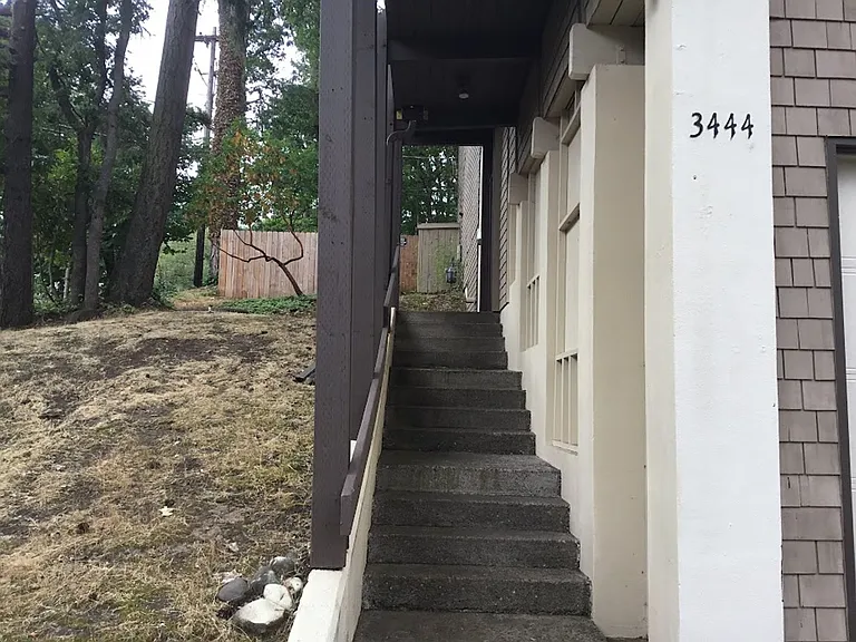 3444 Willamette St — Photo 3