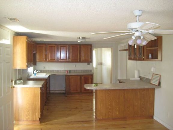 large kitchen/dining combo