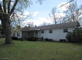 25 Therese Ave, Howell, NJ 07731