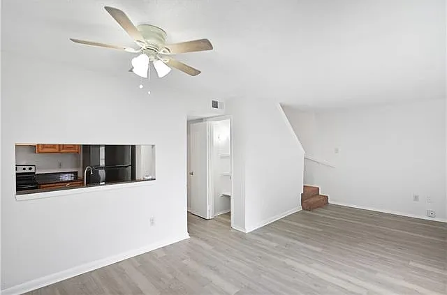 502 Behrman Hwy — Photo 5
