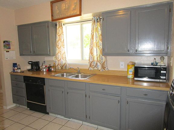 3rd image of 2705 N Mesa Dr