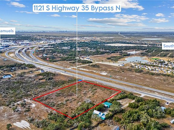 2nd image of 1121S Highway 35 Byp