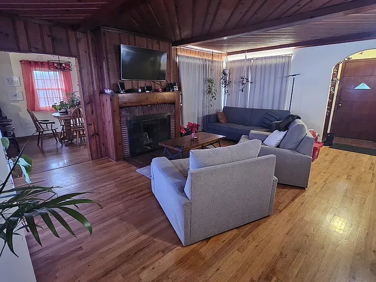 24223 NE Oregon St — Photo 7