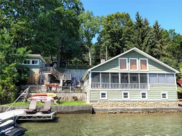 2259 W Lake Rd, Penn Yan, NY 14527