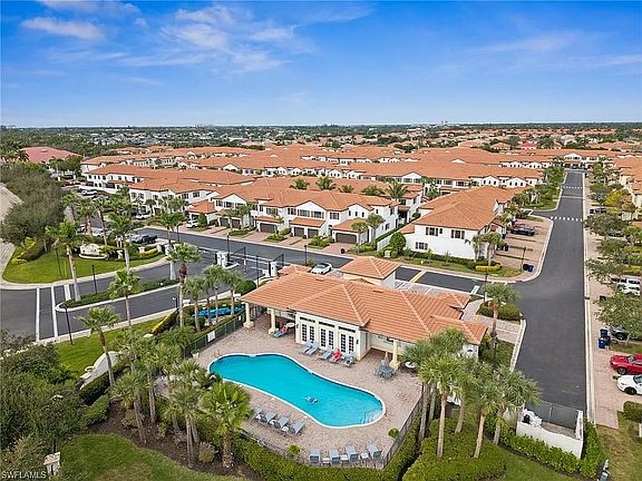 Pool and Clubhouse