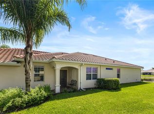 2026 Tamarron Ln, Naples, FL 34120