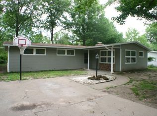 1330 SW Caledon St, Topeka, KS 66611