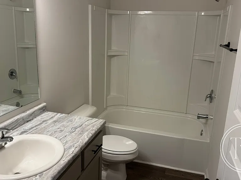 1479 SE Arnold Dr — Photo 11