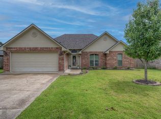 122 Lola Cir, Benton, LA 71006