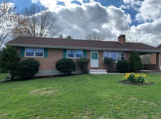 2414 Kingston Rd NW, Roanoke, VA 24017