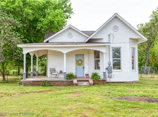 6305 Nickletown Rd, Huntington, AR 72940