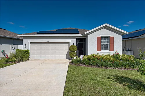 295 Lake Smart Cir Photo 1